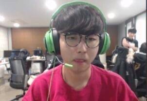 而40亿美 而40亿美